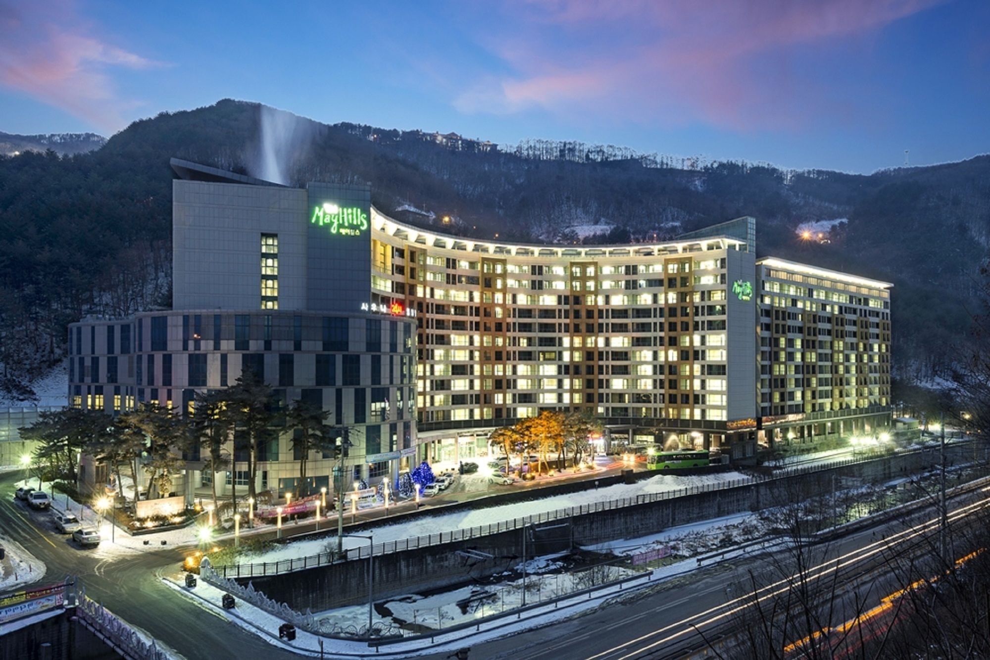 Jeongseon Mayhills Resort Kültér fotó